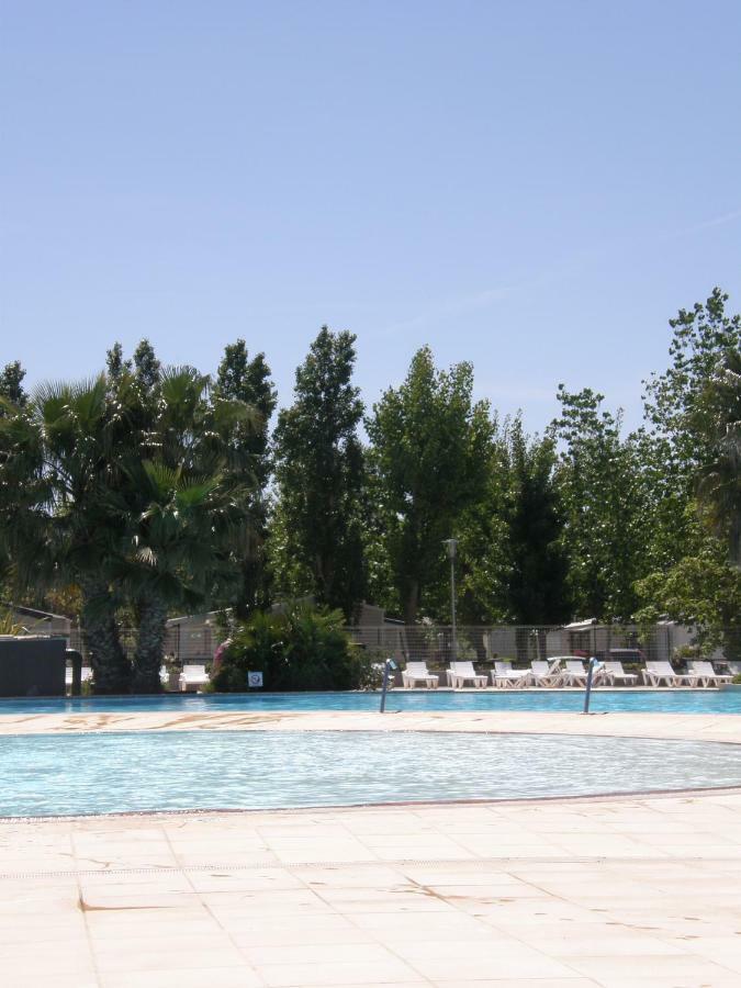 La Carabasse Hotel Vias Eksteriør billede